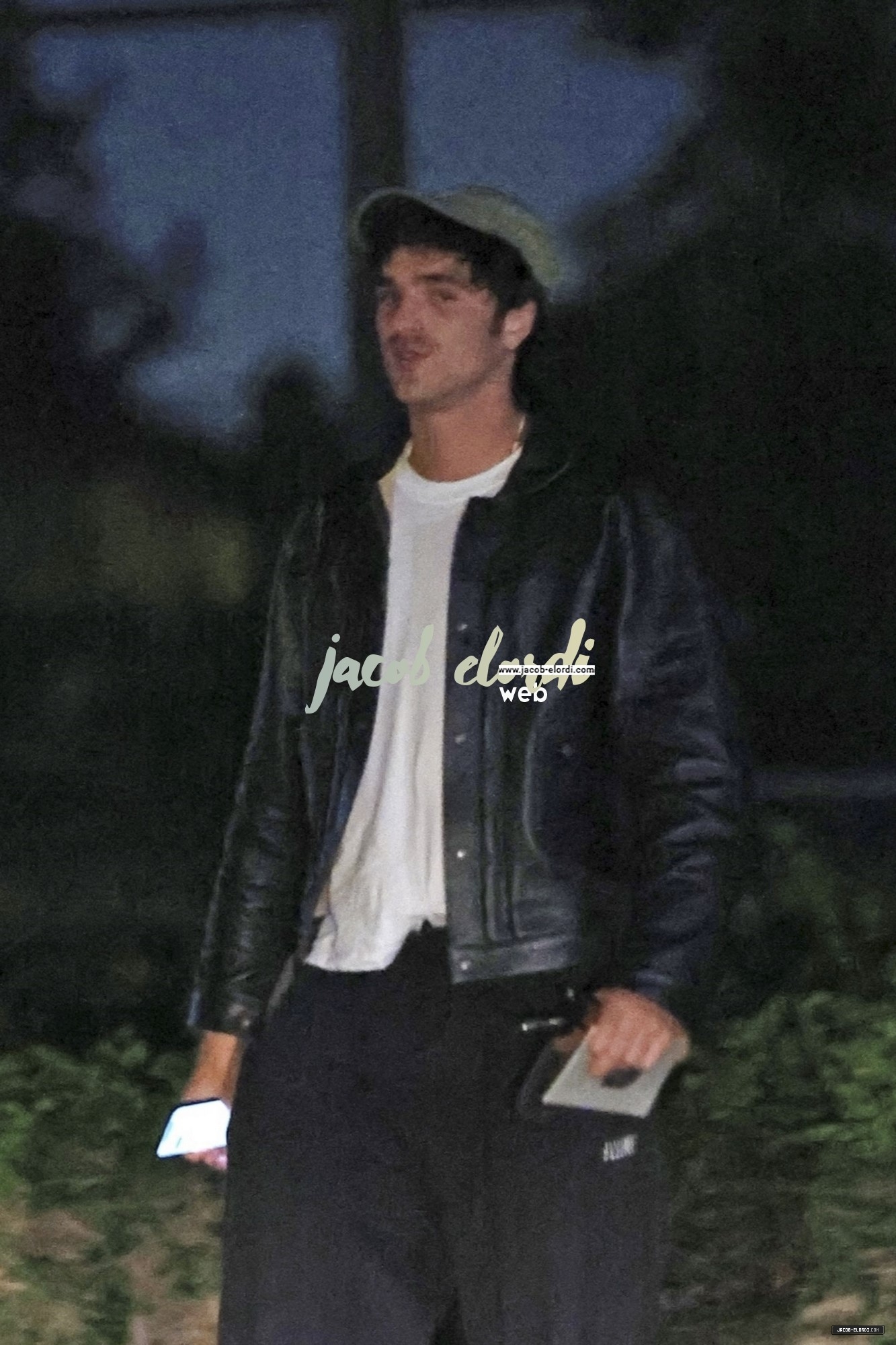 03.jpg