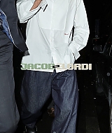 09.jpg