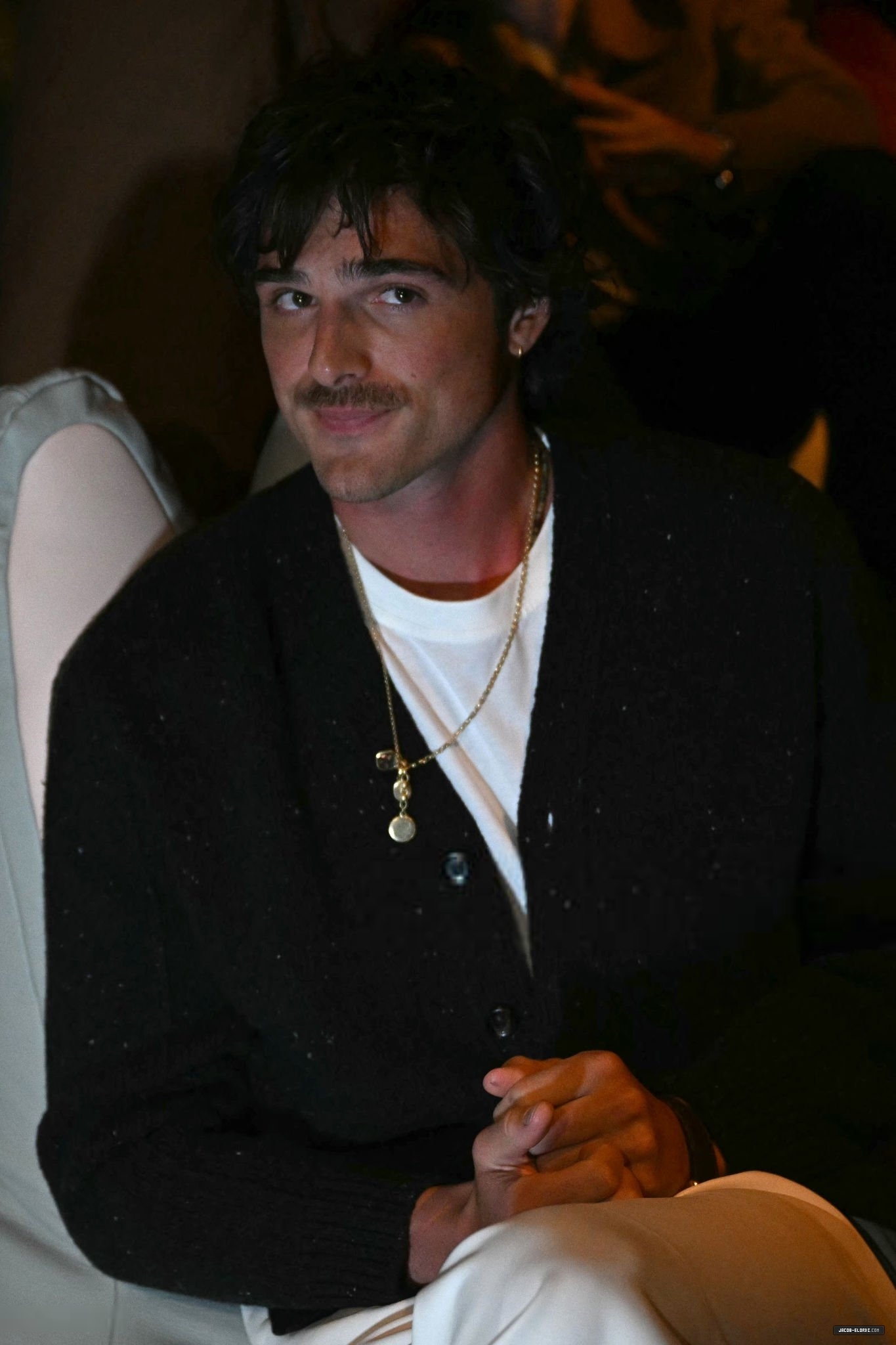 01.jpg