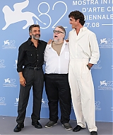 2071.jpg
