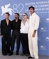 Filename=2295.jpg
Filesize=1105KiB
Dimensions=2000x1334
Date added=Sep 10, 2025 2295.jpg