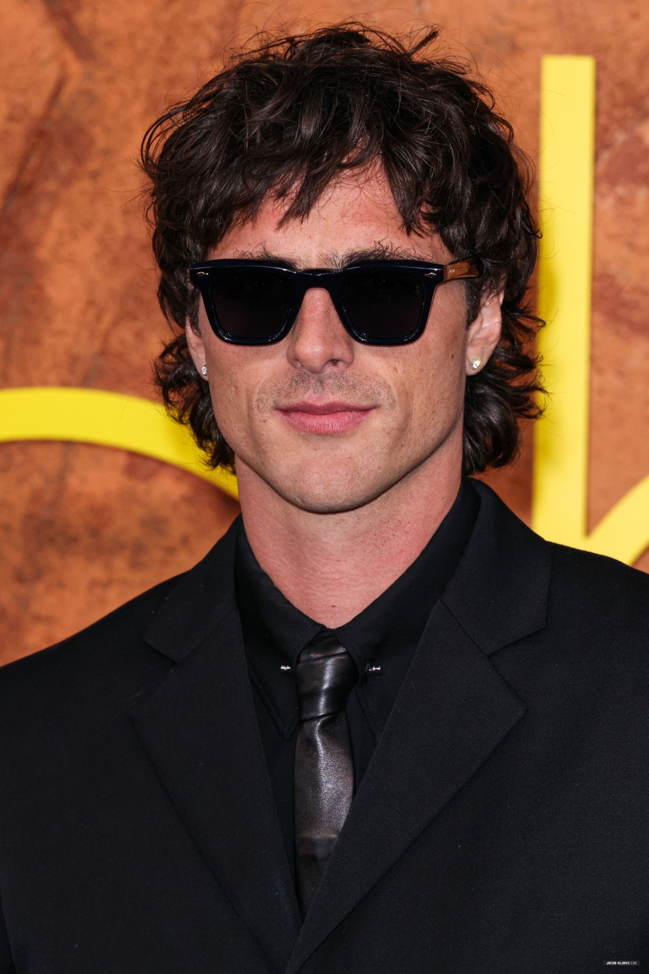 425.jpg